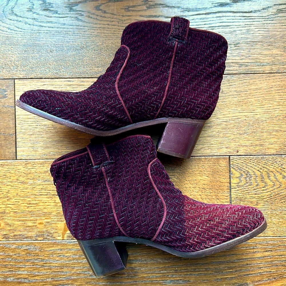 NWOT - LAURENCE DACADE ‘Nico’ Woven Velvet Booties